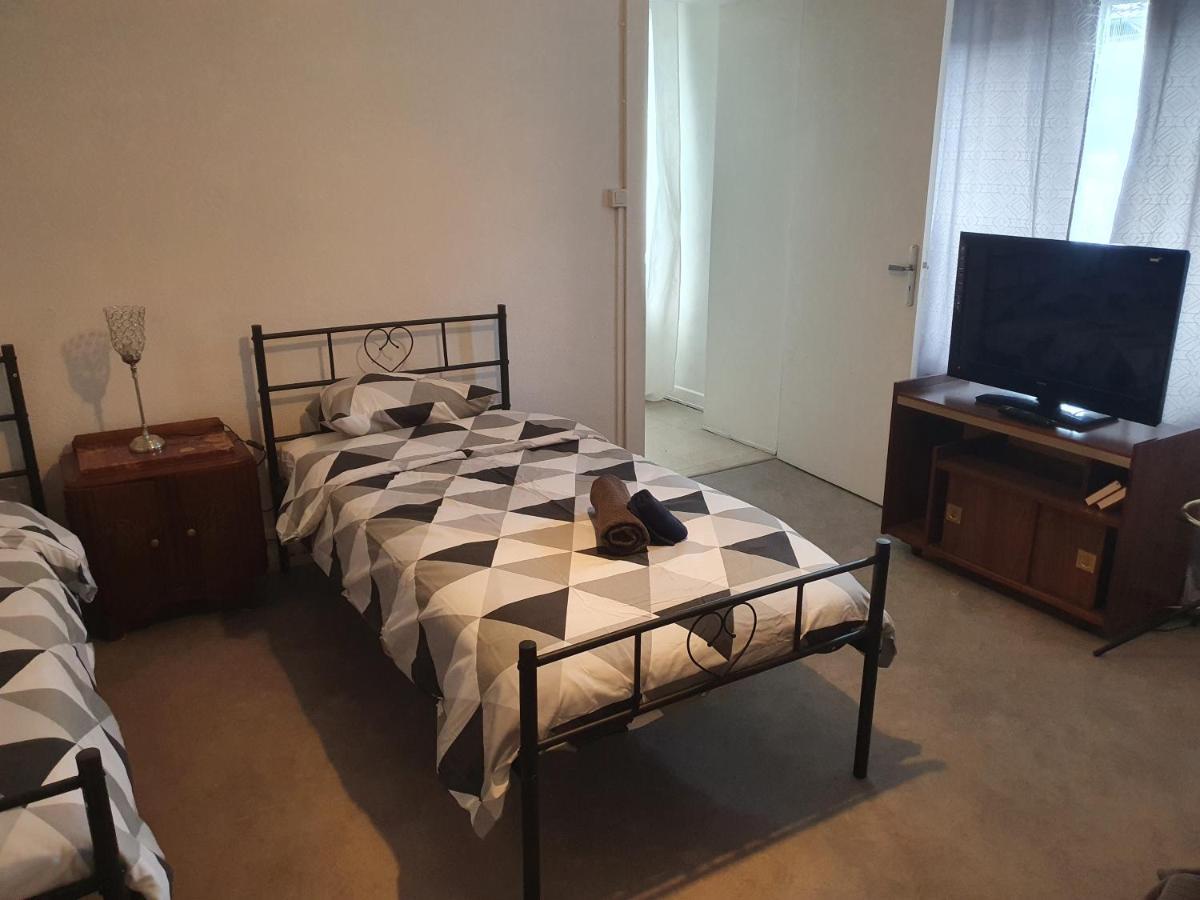 Apartament Meubles Hg Bains-Les-Bains Zewnętrze zdjęcie